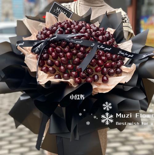 车厘子花的颜色究竟是什么？（揭开车厘子花的颜色之谜，解锁她的美丽魅力）