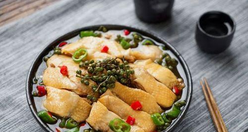 藤椒的神奇功效——从口感到健康（发掘藤椒的多重作用，助你从饮食中享受健康）
