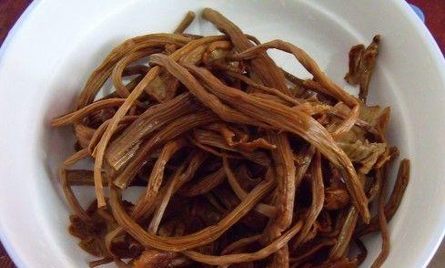 如何正确洗净茶树菇？（掌握正确的洗涤方法，健康美味从此开始）